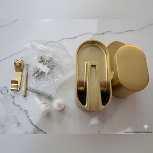 Source Unknown Gold Closet Accessories Set